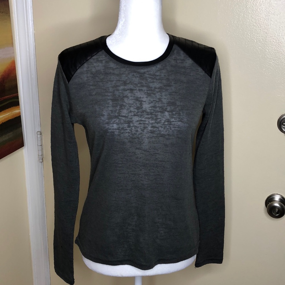 POTTER’S POT GREY TOP SIZE SMALL